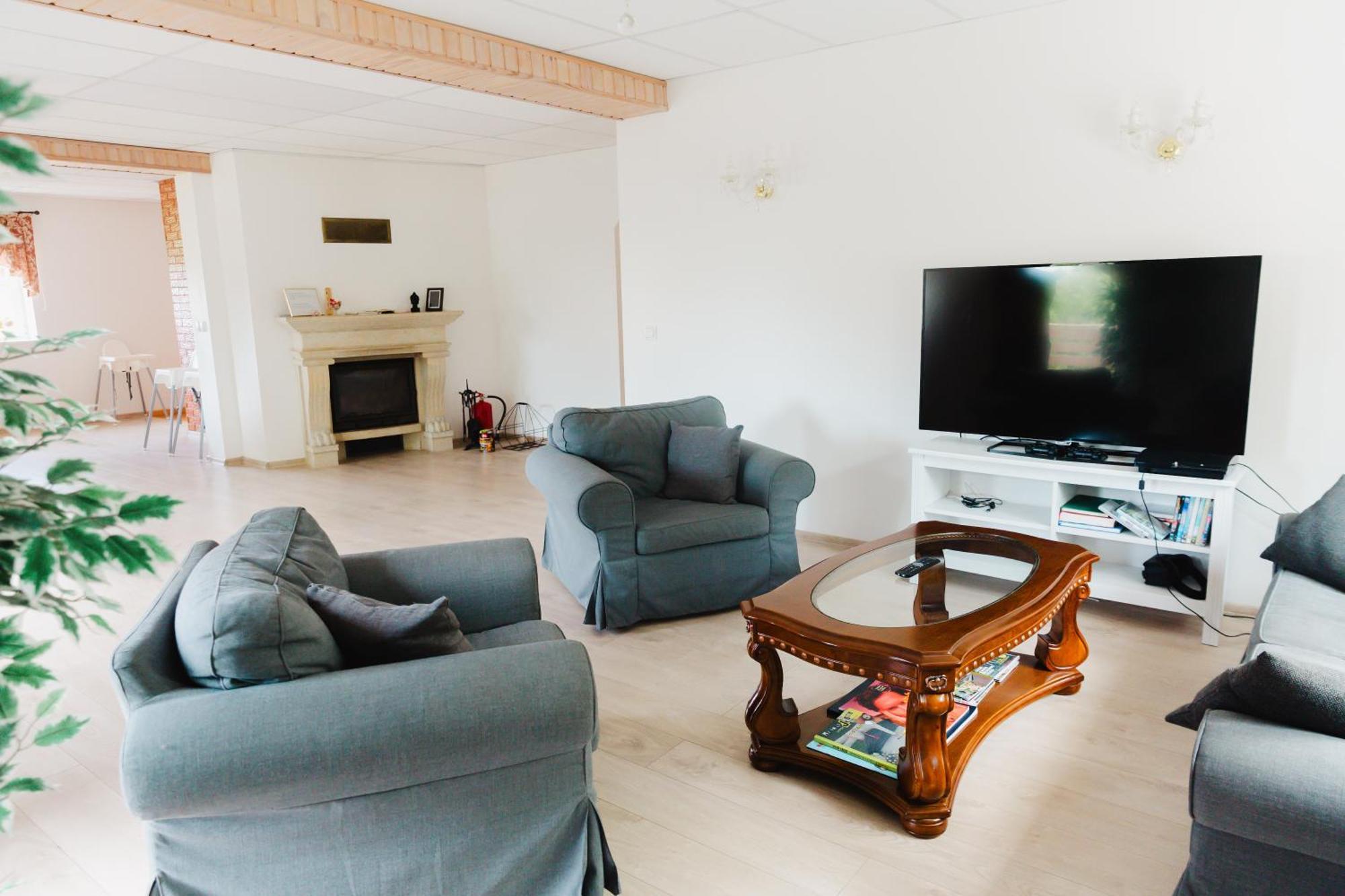 Konrad Family Guesthouse 쿠레사아레 외부 사진