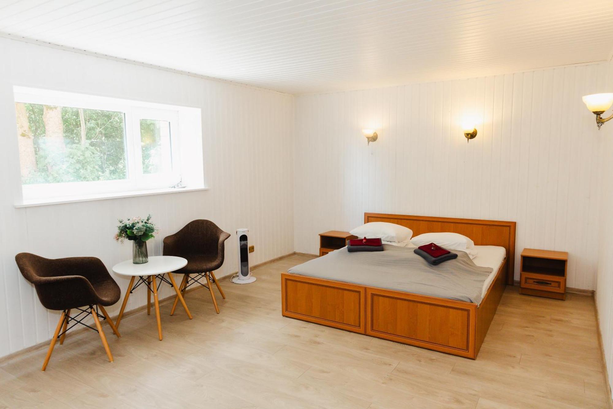 Konrad Family Guesthouse 쿠레사아레 외부 사진