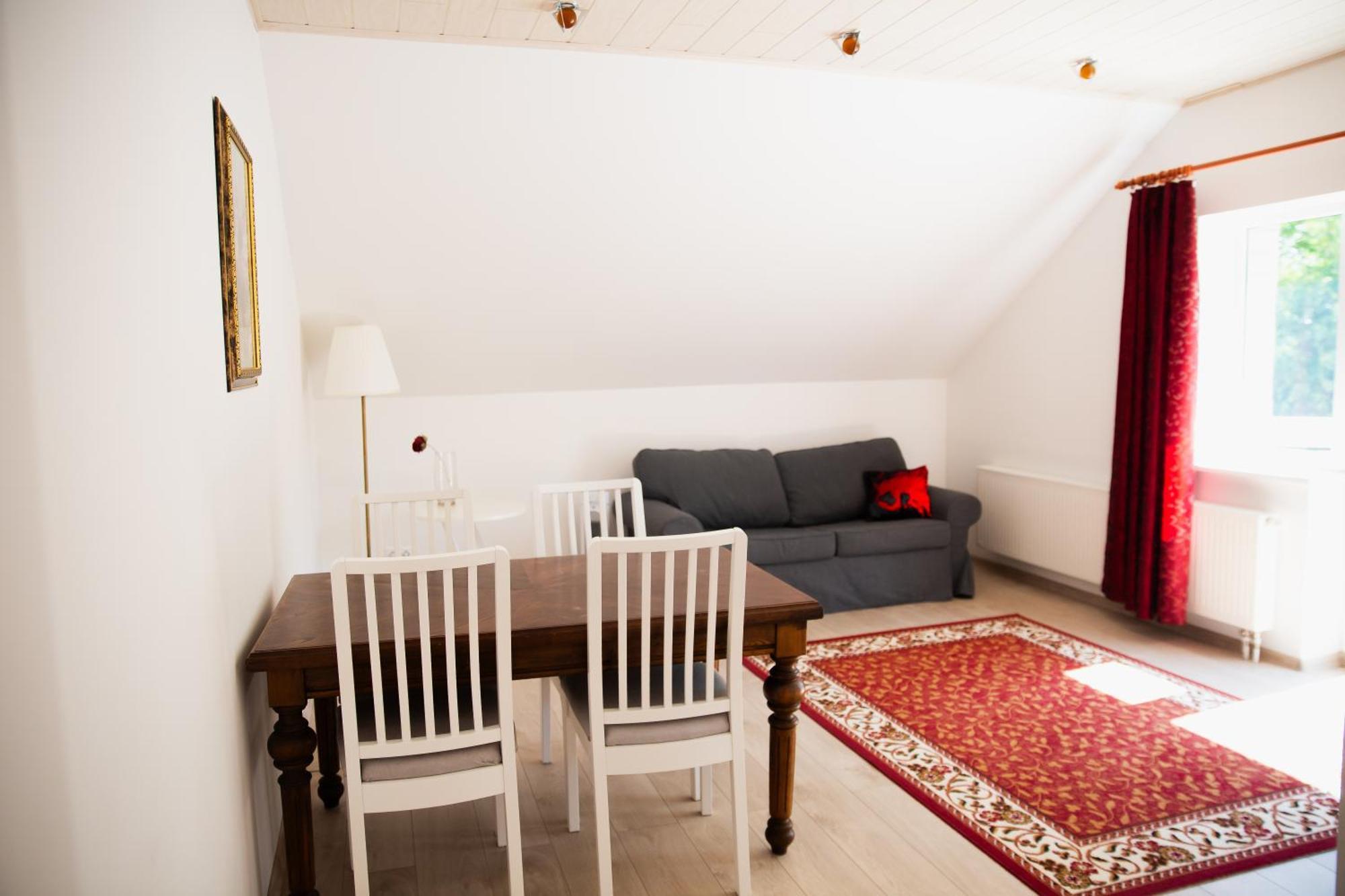 Konrad Family Guesthouse 쿠레사아레 객실 사진