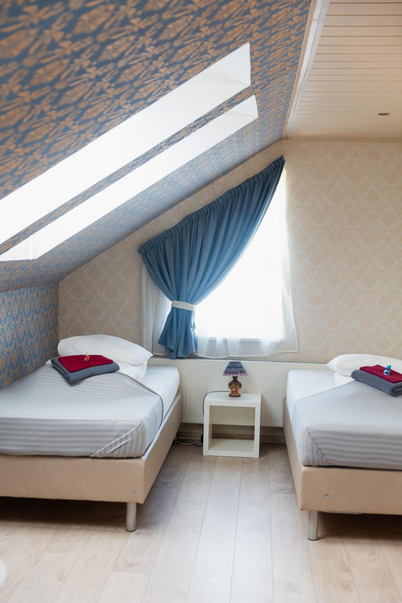 Konrad Family Guesthouse 쿠레사아레 외부 사진