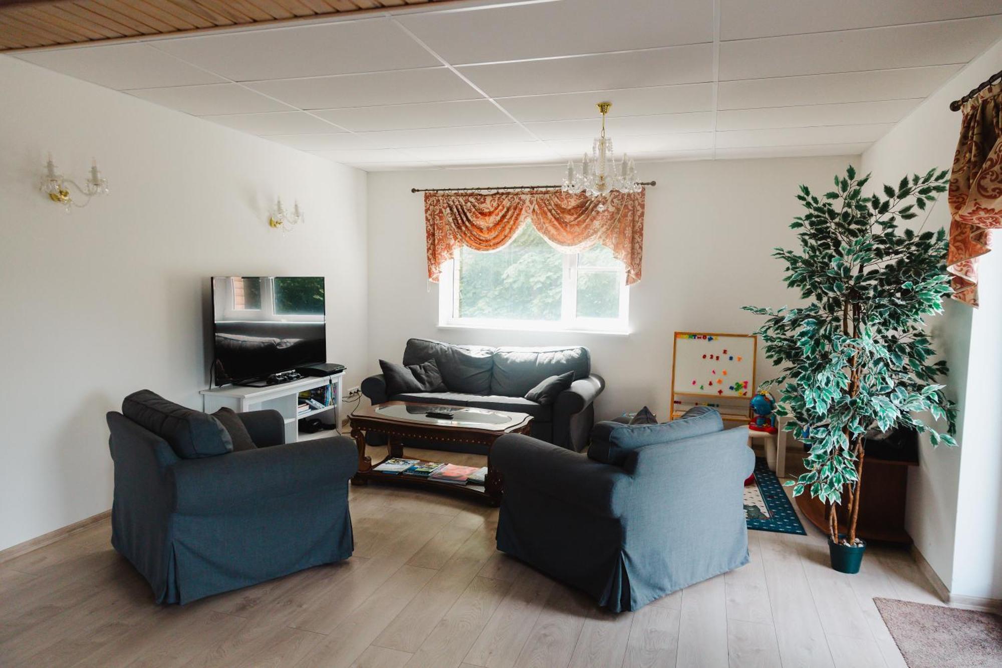 Konrad Family Guesthouse 쿠레사아레 외부 사진